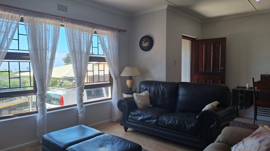 4 Bedroom Property for Sale in Heiderand Western Cape